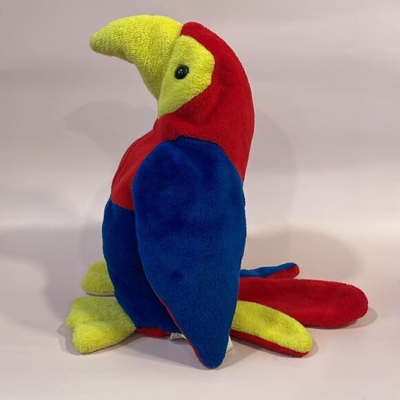 Vintage 1997 Ganz Pirate Parrot CH1862 Red, Blue and Yellow Good Used Condition - Picture 6 of 8